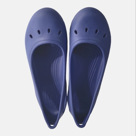 Crocs Big Girls Kadee Ballet Cut Out Comfort Flats Sz J5 - Picture 1 of 13